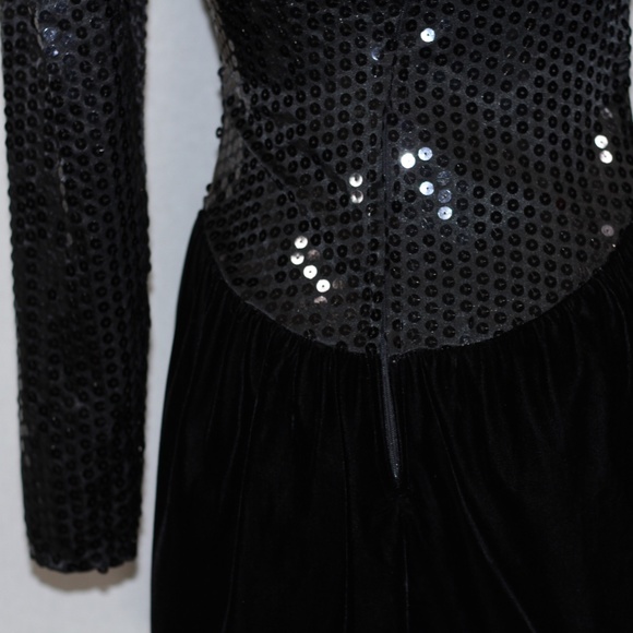 Cachet By Bari Protas Black Sequin Suede Dress - Picture 7 of 12